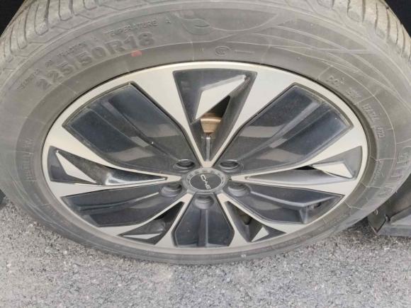 [南昌·赣A] 二手比亚迪海豹2022款 550km 标准续航后驱版尊贵型