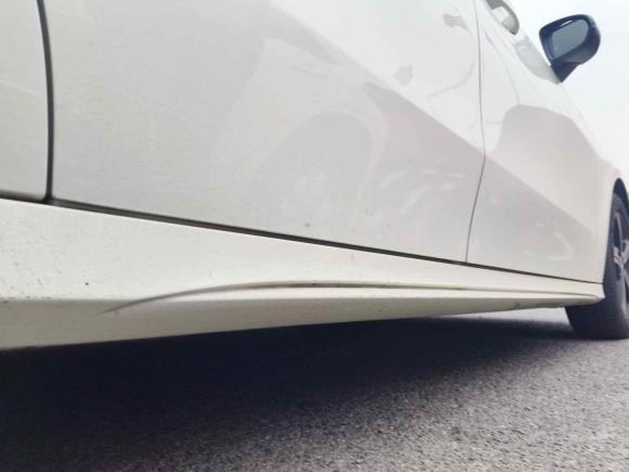 [苏州·苏U] 二手奔驰奔驰A级2022款 改款三 A 200 L 运动轿车时尚型