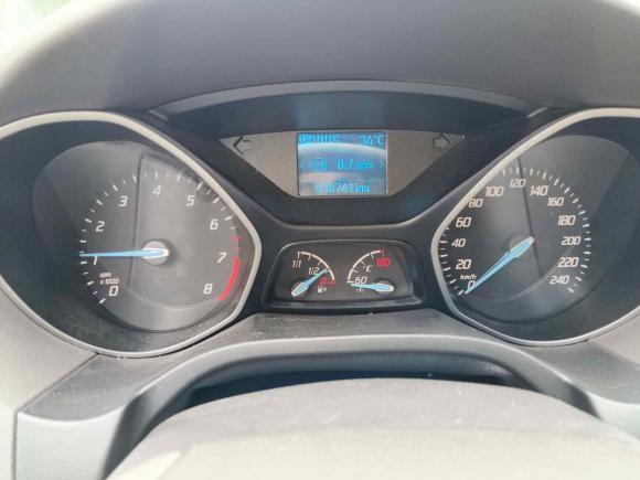 [佛山·粤E] 二手福特福克斯2012款 两厢 1.6L 自动风尚型