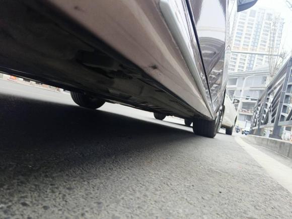 [青岛·鲁B] 二手奔驰奔驰C级2017款 C 200 L 运动版