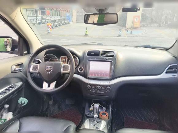 [成都·川A] 二手道奇酷威2013款 2.4L 两驱尊尚版