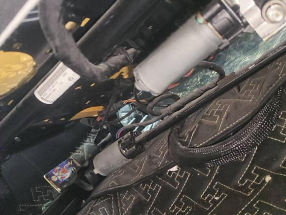 [广州·粤S] 二手大众凌渡2015款 330TSI DSG豪华版