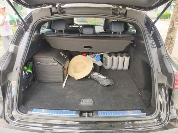 [上海·沪A] 二手奔驰奔驰EQC2021款 EQC 400 4MATIC