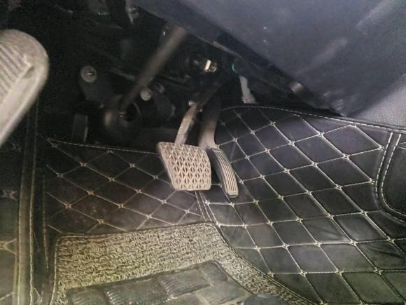 [青岛·鲁U] 二手马自达马自达62013款 2.0L 自动时尚型