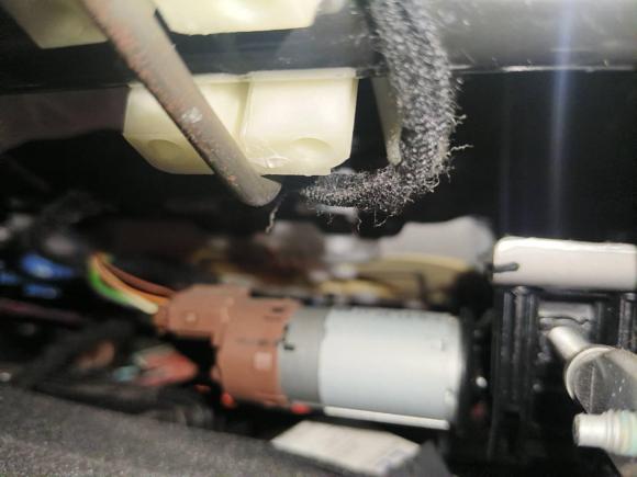 [深圳·粤B] 二手奔驰奔驰C级2020款 C 260 L 运动版