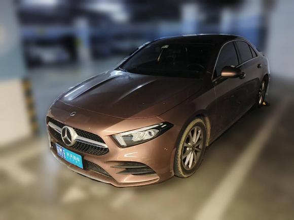 [南昌·赣M] 二手奔驰奔驰A级2021款 A 200 L 运动轿车时尚型