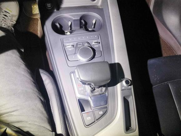 [苏州·苏U] 二手奥迪奥迪A4L2019款 40 TFSI 进取型 国VI