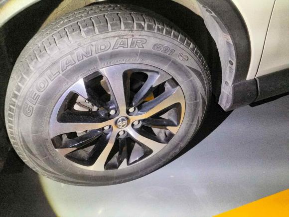 [济南·鲁A] 二手丰田RAV4荣放2016款 2.0L CVT两驱风尚版 国V