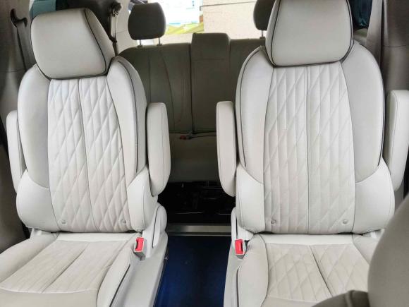 [芜湖·皖B] 二手别克别克GL82014款 2.4L CT豪华商务舒适版