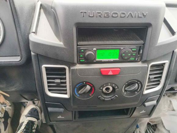 [上海·苏E] 二手依维柯依维柯得意2017款 2.5T A35客车5-7座47Z5