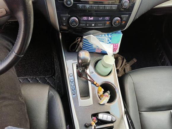 [上海·沪C] 二手日产天籁2013款 2.0L XL舒适版