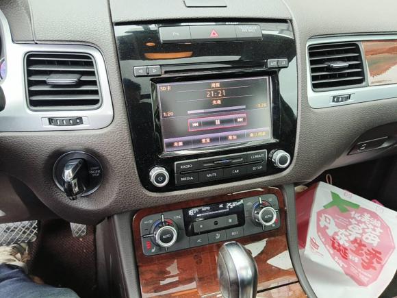 [芜湖·皖B] 二手大众途锐2011款 3.0TSI 标配型