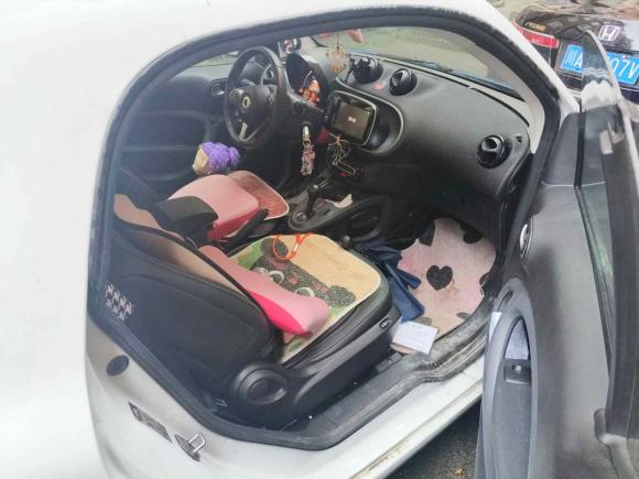 [成都·川G] 二手smartsmart fortwo2018款 0.9T 66千瓦硬顶先锋版 国V