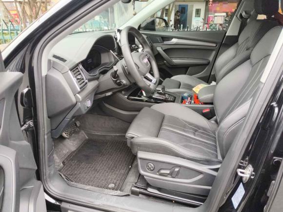 [南京·苏A] 二手奥迪奥迪Q5L2022款 40T 时尚动感型