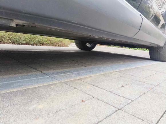 [上海·沪A] 二手蔚来蔚来ES82020款 580KM 签名版 六座版