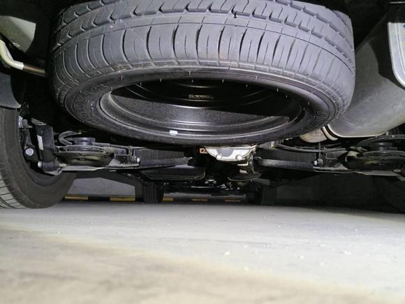 [无锡·苏B] 二手奔驰威霆2023款 2.0T 精英版 7座