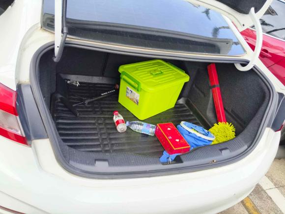 [深圳·粤B] 二手雪佛兰科鲁兹2017款 1.5L 手动炫锋版