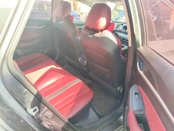 [上海·渝A] 二手长安逸动2021款 PLUS 蓝鲸NE 1.4T GDI DCT尊贵型