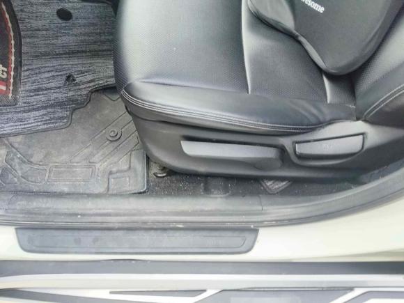 [嘉兴·皖P] 二手起亚KX3傲跑2015款 1.6L 自动两驱DLX