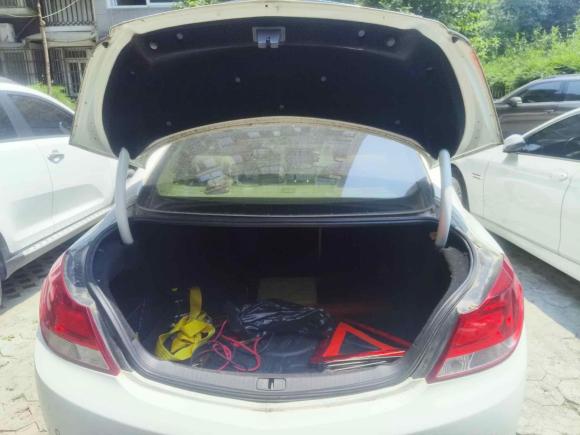 [杭州·浙A] 二手别克君威2012款 2.0L 舒适版