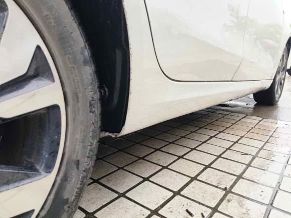 [芜湖·皖B] 二手荣威荣威3602017款 1.5L 自动豪华版