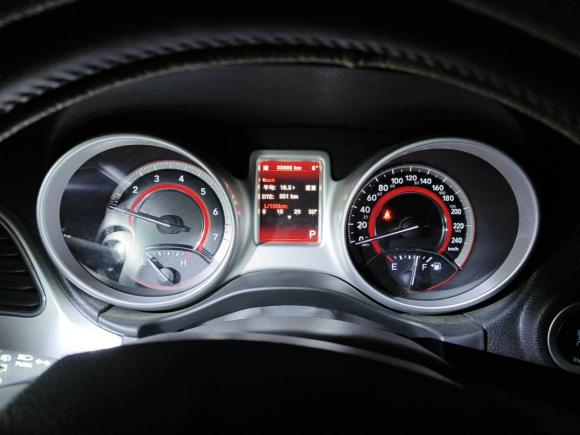 [上海·沪A] 二手道奇酷威2013款 2.4L 两驱尊尚版