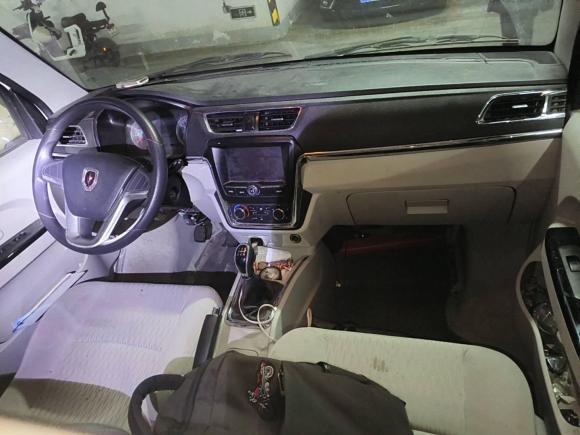 [广州·粤A] 二手金杯新海狮X30L2022款 1.5L豪华中央空调版客车国VI SWC15M