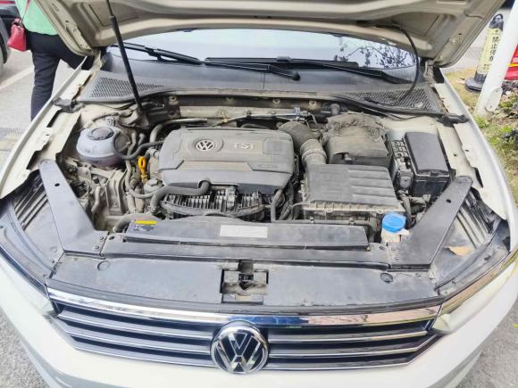 [上海·沪A] 二手大众迈腾2017款 330TSI DSG 豪华型