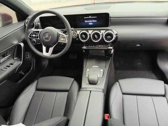 [济南·鲁A] 二手奔驰奔驰A级2020款 改款二 A 180 L 运动轿车