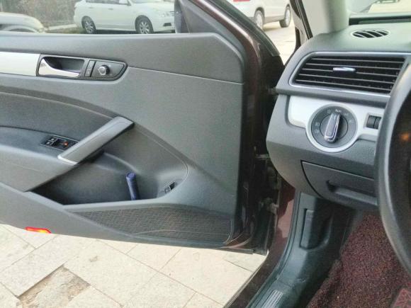 [青岛·鲁B] 二手大众帕萨特2014款 1.8TSI DSG御尊版