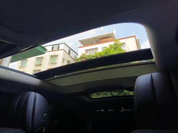 [广州·粤U] 二手奔驰奔驰C级2018款 C 200 L 运动版