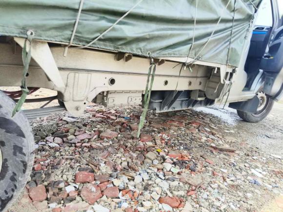 [广州·粤A] 二手SRM鑫源鑫源T3L EV2023款 仓栅车41.86kWh