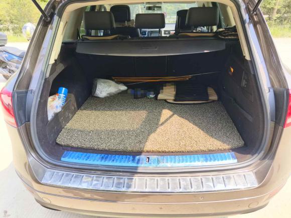 [济南·鲁A] 二手大众途锐2011款 3.0TDI 柴油标配型