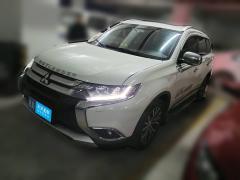 [嘉兴·浙A] 三菱欧蓝德2016款 2.4L 四驱豪华版 7座