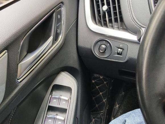 [成都·川A] 二手荣威荣威RX52016款 20T 两驱手动旗舰版