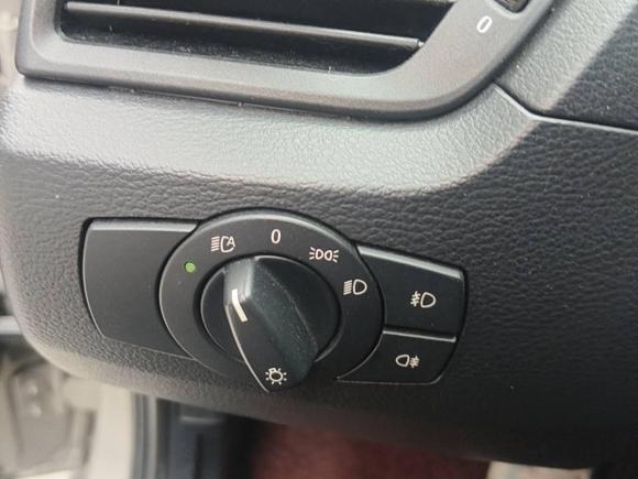 [宁波·浙B] 二手宝马宝马X12012款 xDrive20i 豪华型