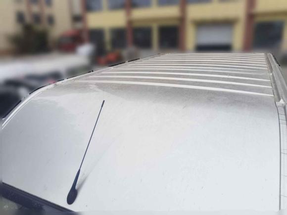 [合肥·沪C] 二手上汽大通MAXUS新途V802018款 2.5T 6挡手动傲运通短轴中顶5-6座