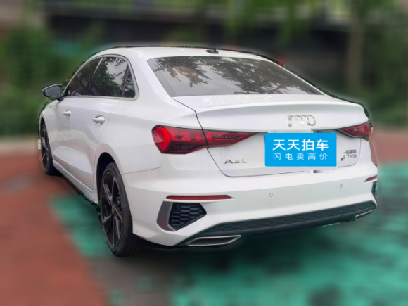 [成都·川A] 二手奥迪奥迪A32021款 A3L Limousine 35 TFSI 时尚运动型