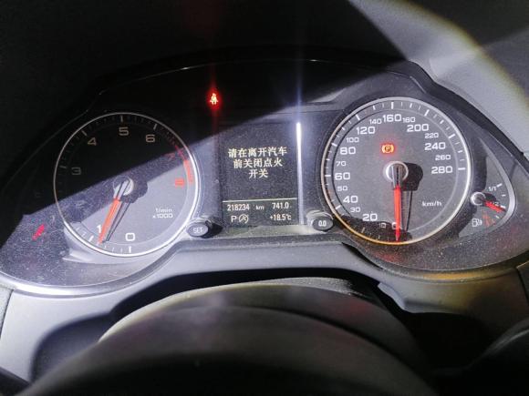 [深圳·粤B] 二手奥迪奥迪Q52013款 40 TFSI 舒适型