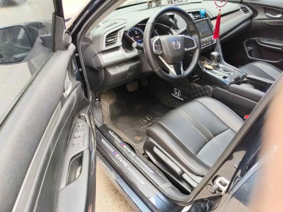 [西安·陕U] 二手本田思域2016款 220TURBO CVT豪华版