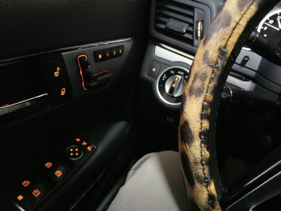 [苏州·苏E] 二手奔驰奔驰E级2012款 E 260 CGI 敞篷版