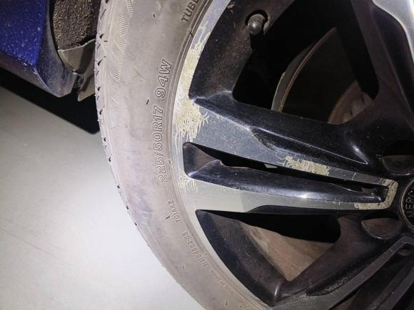 [芜湖·皖B] 二手奔驰奔驰C级2017款 改款 C 200 运动版