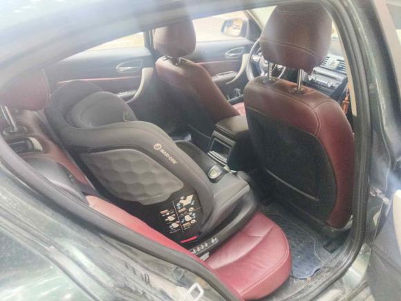 [南京·苏A] 二手宝马宝马1系2013款 改款 116i 领先型