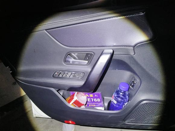 [成都·川B] 二手奔驰奔驰A级2021款 A 200 L 运动轿车动感型