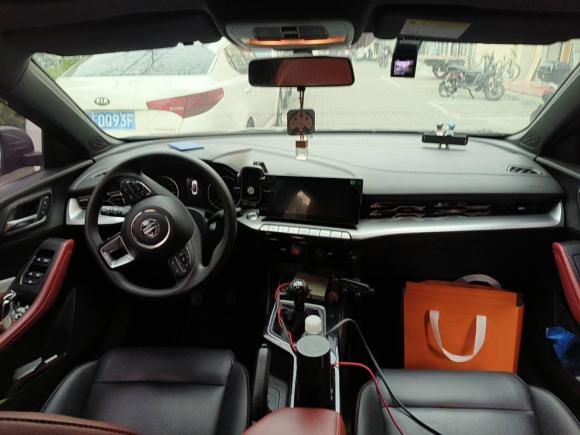 [上海·苏B] 二手名爵MG52022款 180DVVT 手动青春豪华版