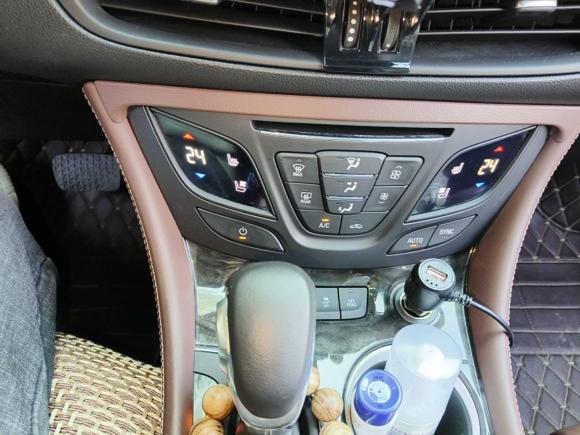 [上海·沪F] 二手别克昂科威2016款 28T 四驱全能运动旗舰型