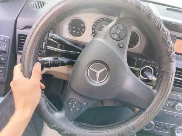 [深圳·粤B] 二手奔驰奔驰GLK级2011款 GLK 300 4MATIC 时尚型