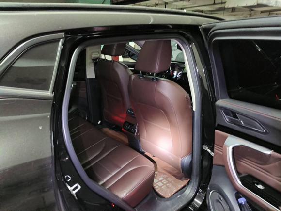 [青岛·鲁U] 二手魏牌魏牌 VV52017款 2.0T 超豪型