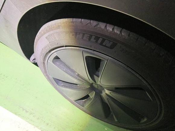 [上海·沪A] 二手特斯拉Model 32023款 后轮驱动版