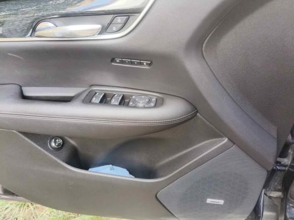 [上海·沪E] 二手凯迪拉克凯迪拉克XT52021款 2.0T 两驱豪华型